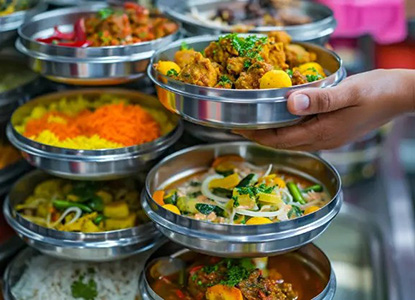 Top Benefits of Using a Professional Tiffin Service for Corporate Employees in India