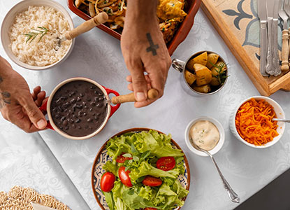 Why Customized Meal Plans in Tiffin Services Attract More Customers