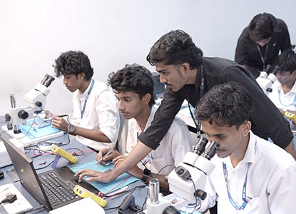 Top Business Opportunities After Completing Laptop Repair Training in India