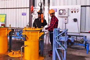 CNG CYLINDER TESTING SERVICES - CLEANING