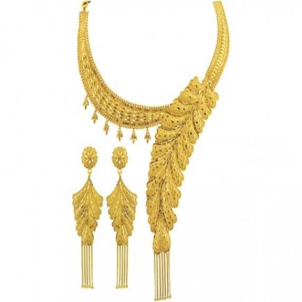 Gold Necklace Set